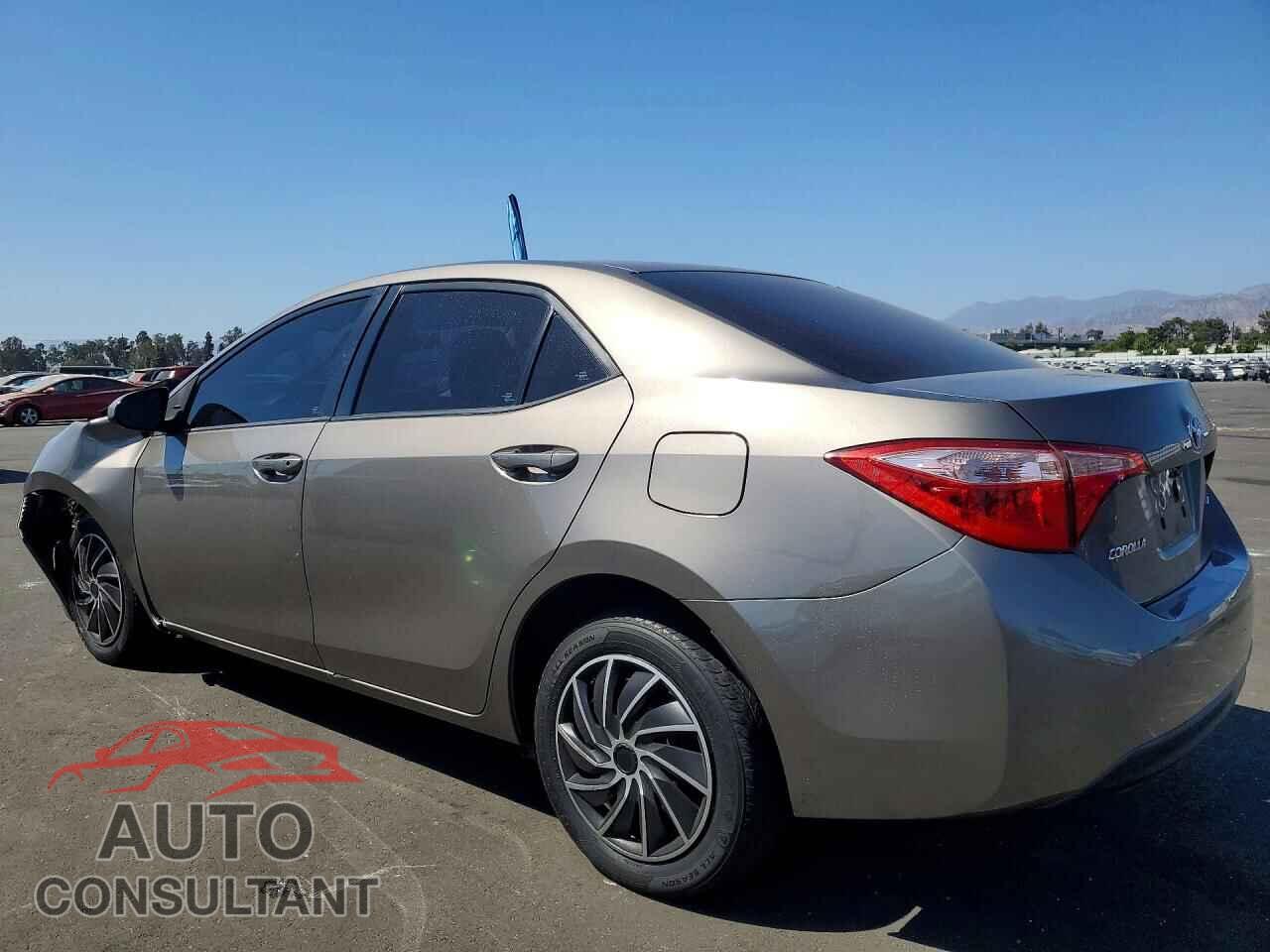 TOYOTA COROLLA 2018 - 5YFBURHE3JP839309