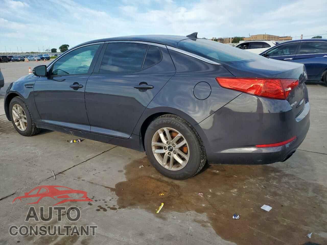 KIA OPTIMA 2011 - KNAGM4A76B5141244