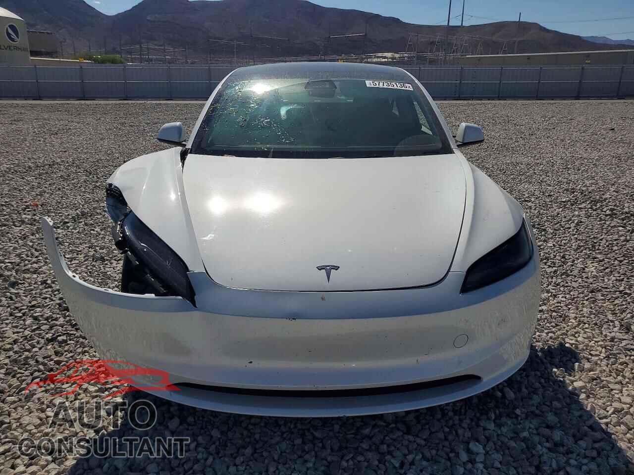TESLA MODEL 3 2024 - 5YJ3E1EA9RF767043