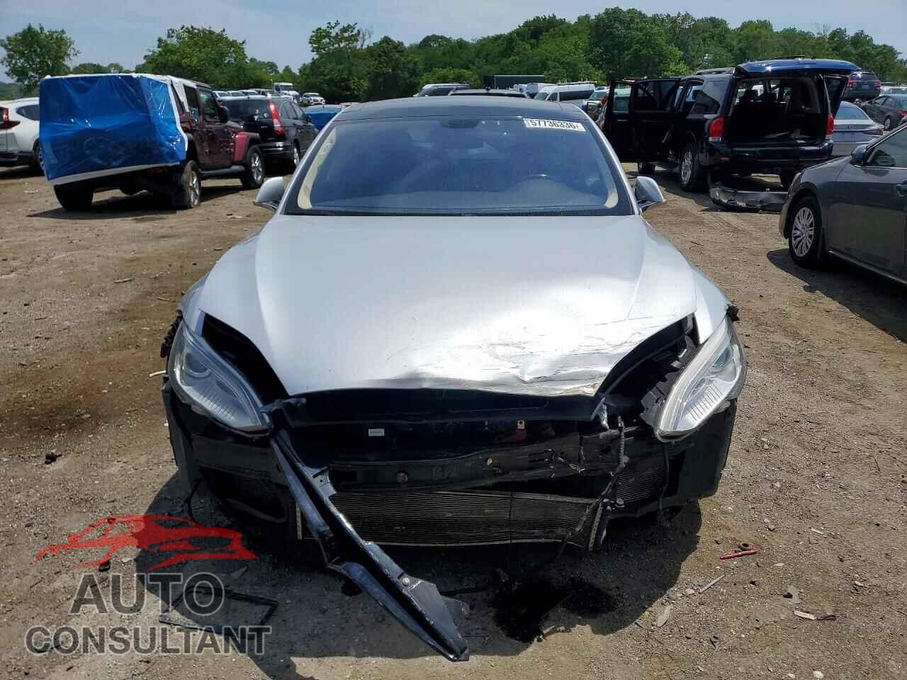 TESLA MODEL S 2014 - 5YJSA1H10EFP53321