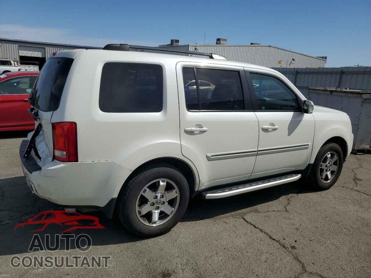 HONDA PILOT 2011 - 5FNYF4H95BB101924