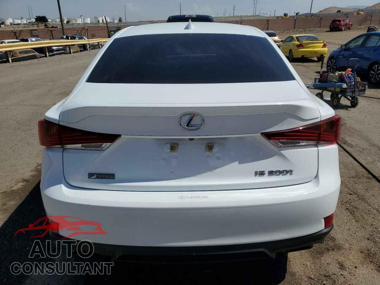 LEXUS IS 2017 - JTHBA1D22H5038785
