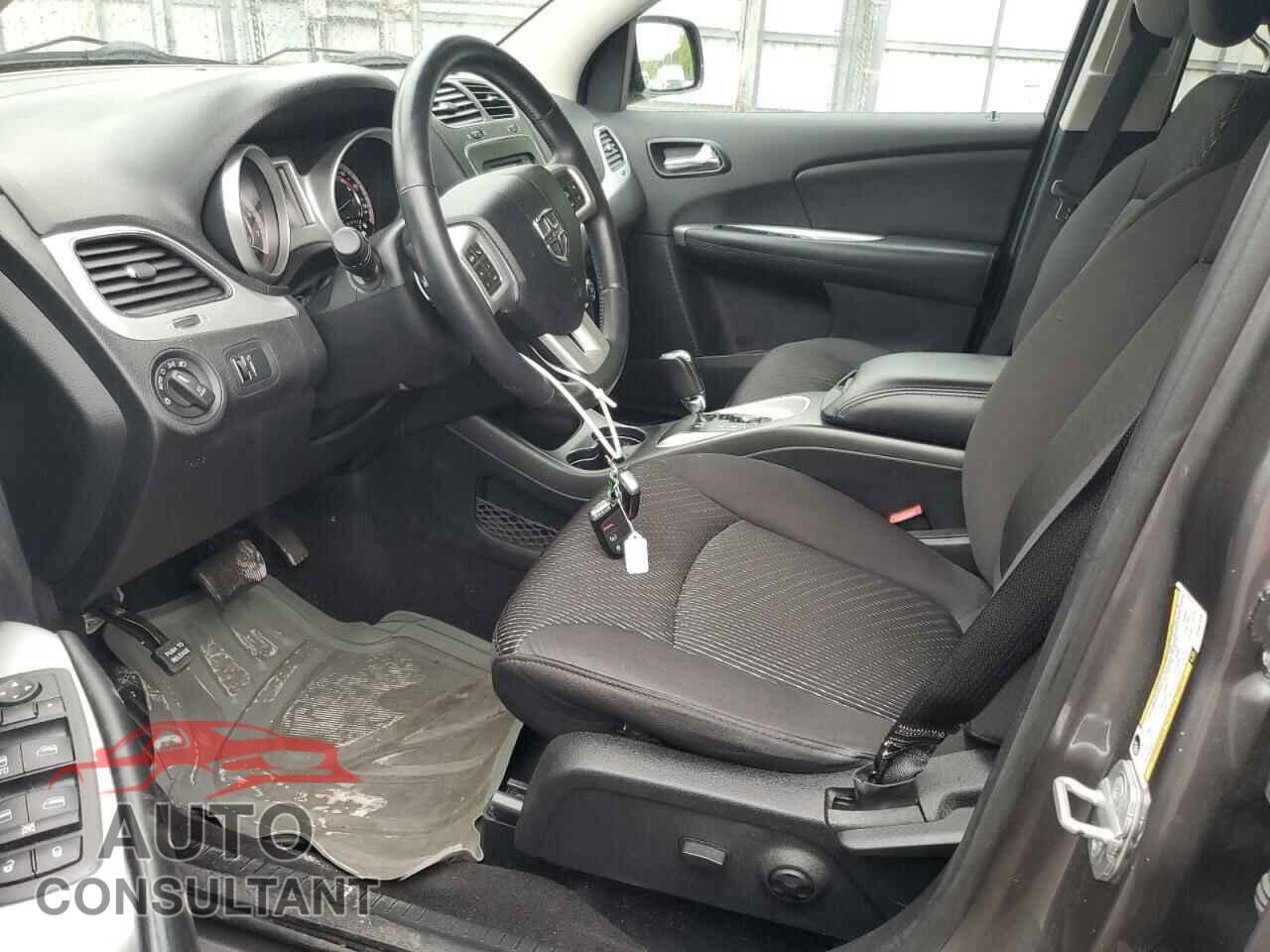 DODGE JOURNEY 2013 - 3C4PDCBG5DT587979