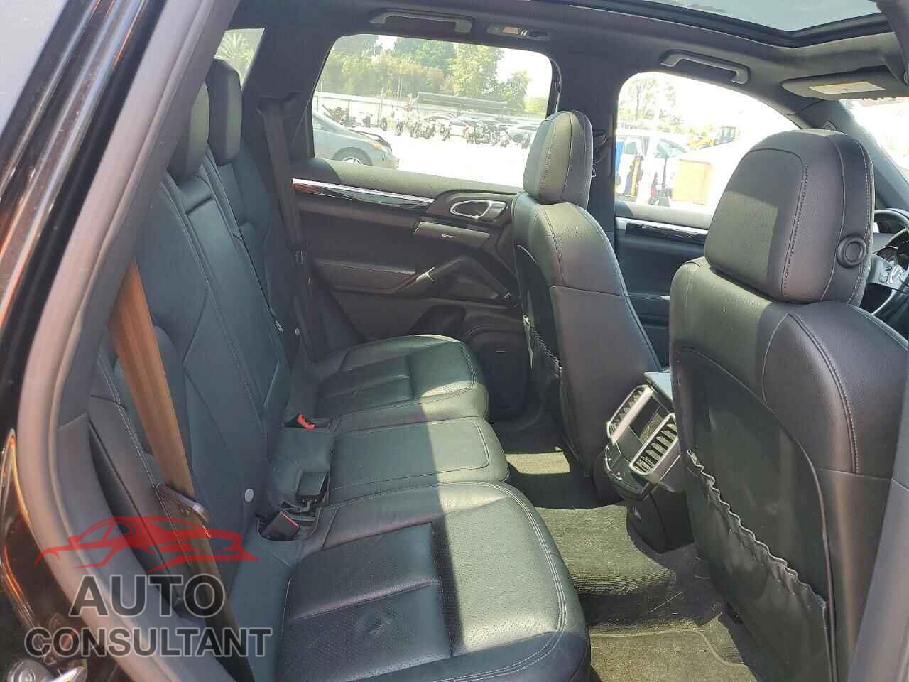 PORSCHE CAYENNE 2011 - WP1AB2A29BLA48283