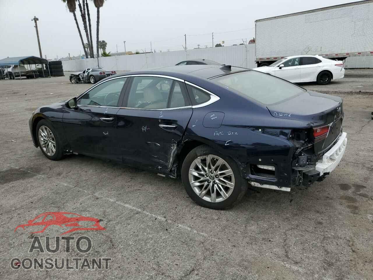 LEXUS LS500 2021 - JTHD51GF5M5008914
