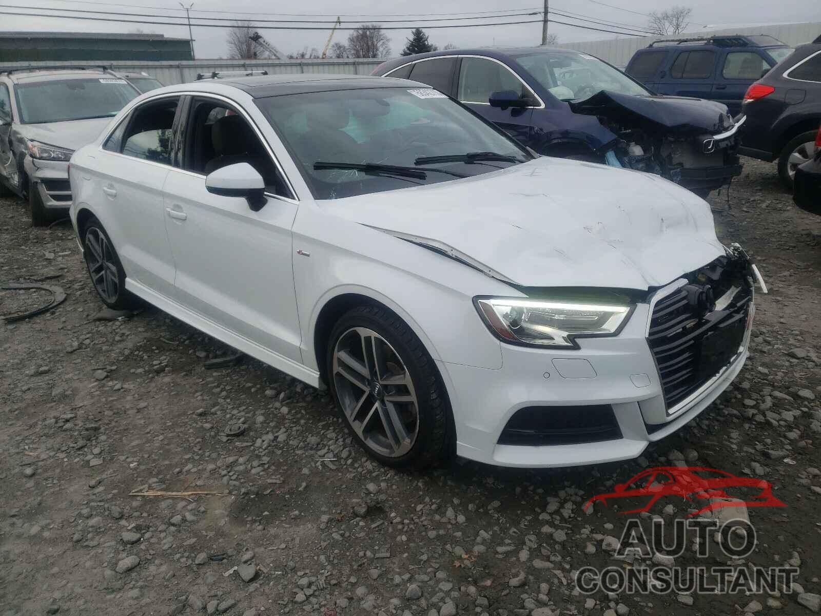 AUDI A3 2018 - WAUJ8GFF1J1021837