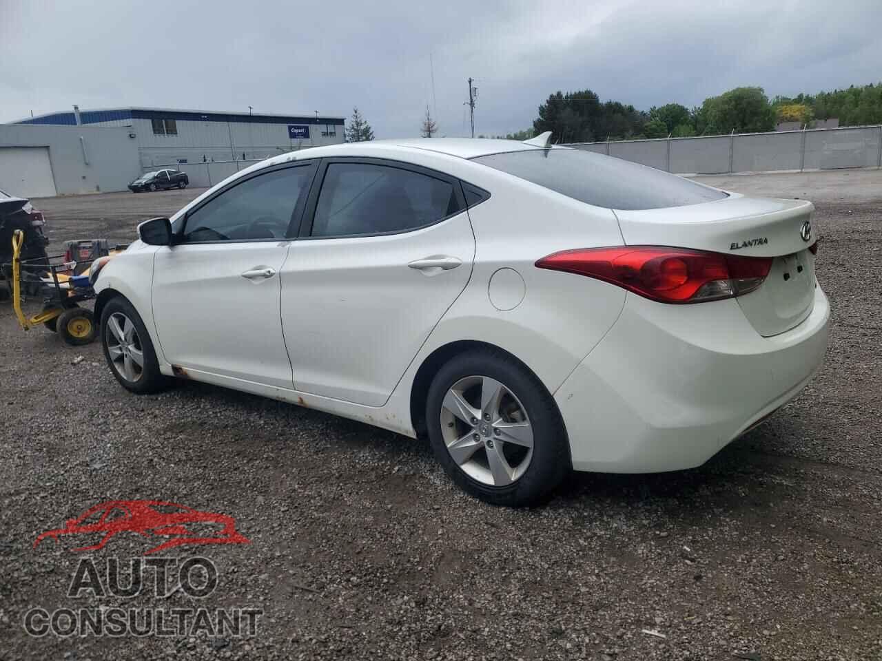 HYUNDAI ELANTRA 2012 - 5NPDH4AE5CH083587