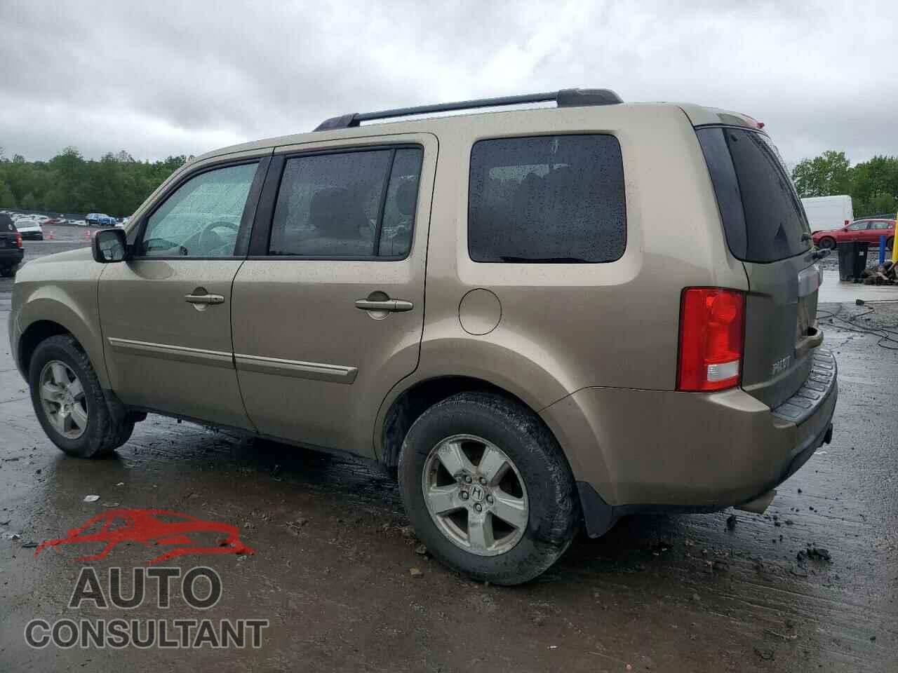 HONDA PILOT 2011 - 5FNYF4H5XBB019457