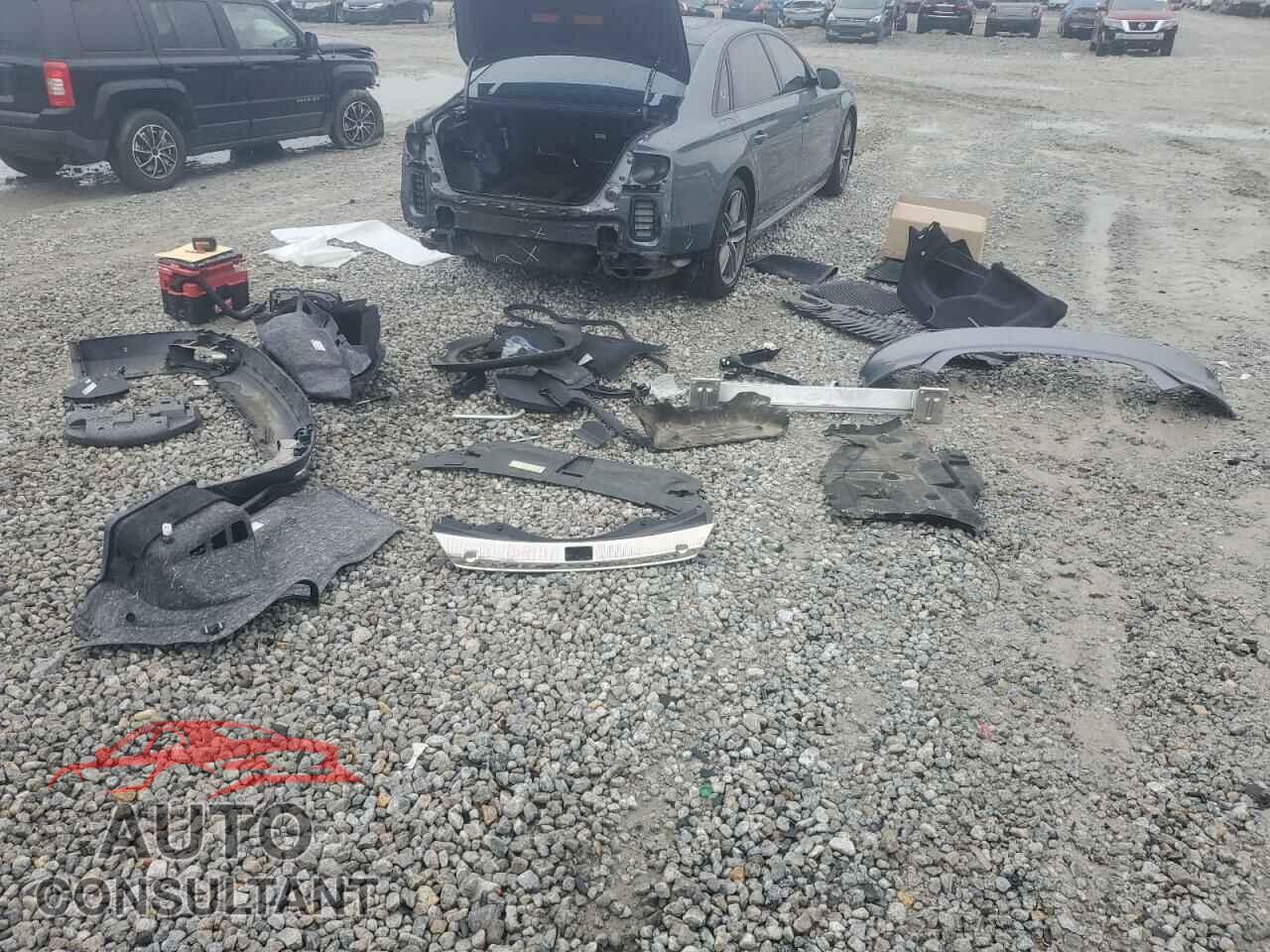 AUDI A8 2017 - WAU44AFD3HN017828