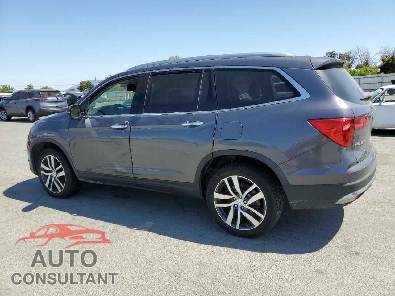 HONDA PILOT 2018 - 5FNYF6H97JB055541
