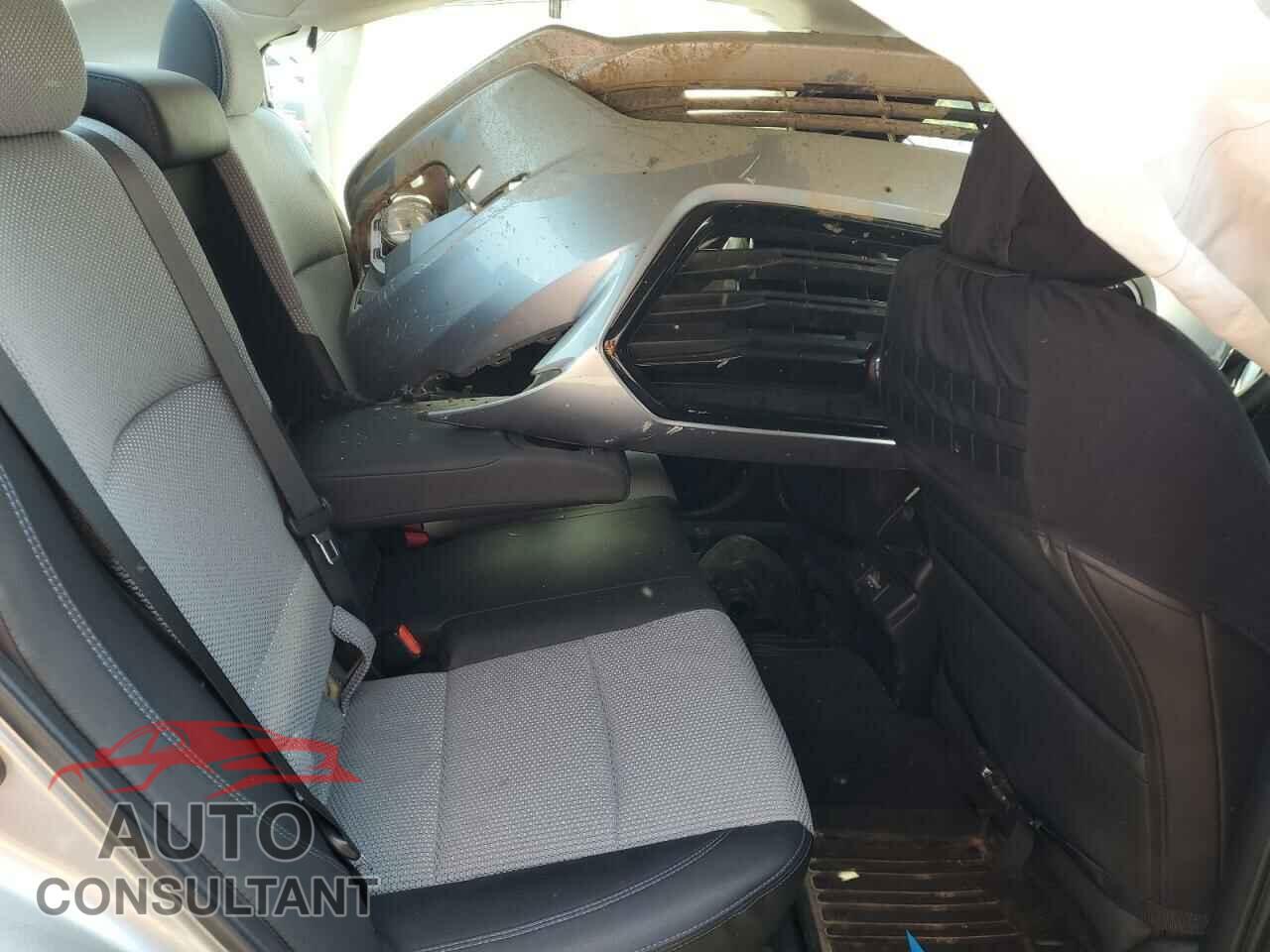SUBARU LEGACY 2018 - 4S3BNAS69J3029207