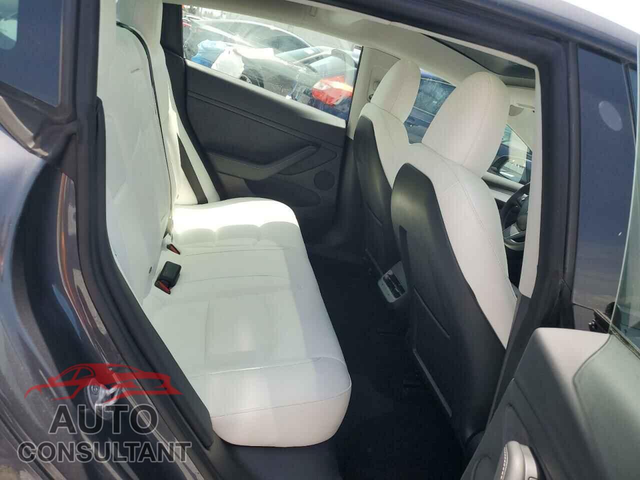 TESLA MODEL 3 2023 - 5YJ3E1EA0PF571943