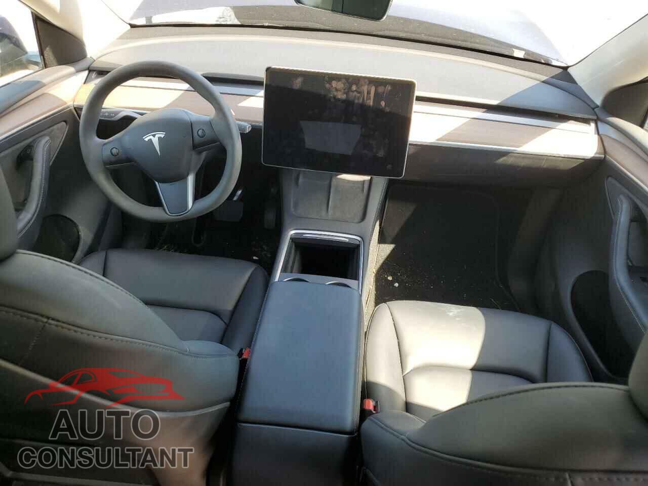 TESLA MODEL Y 2023 - 7SAYGDEEXPF749820