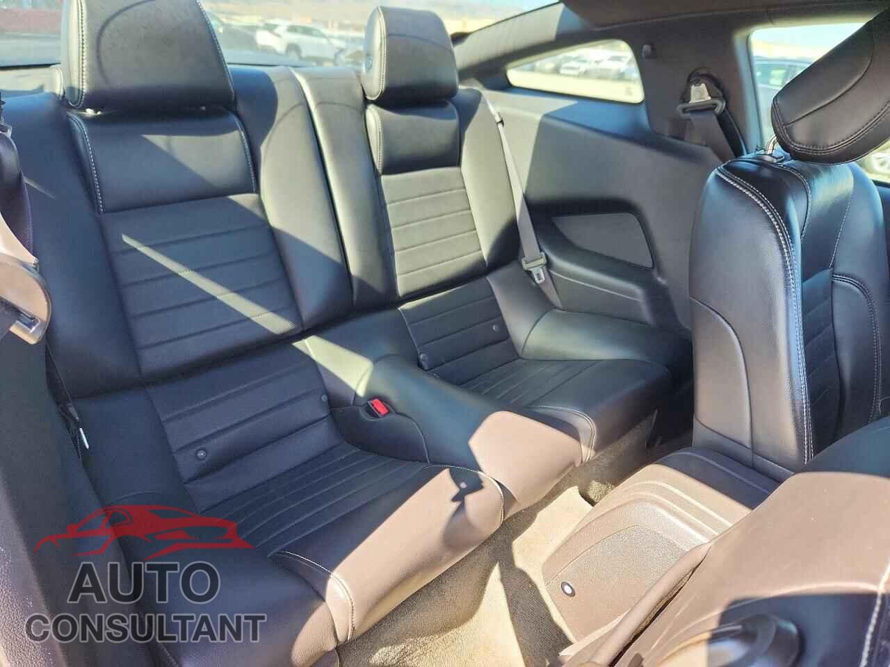 FORD MUSTANG 2014 - 1ZVBP8AM8E5296820