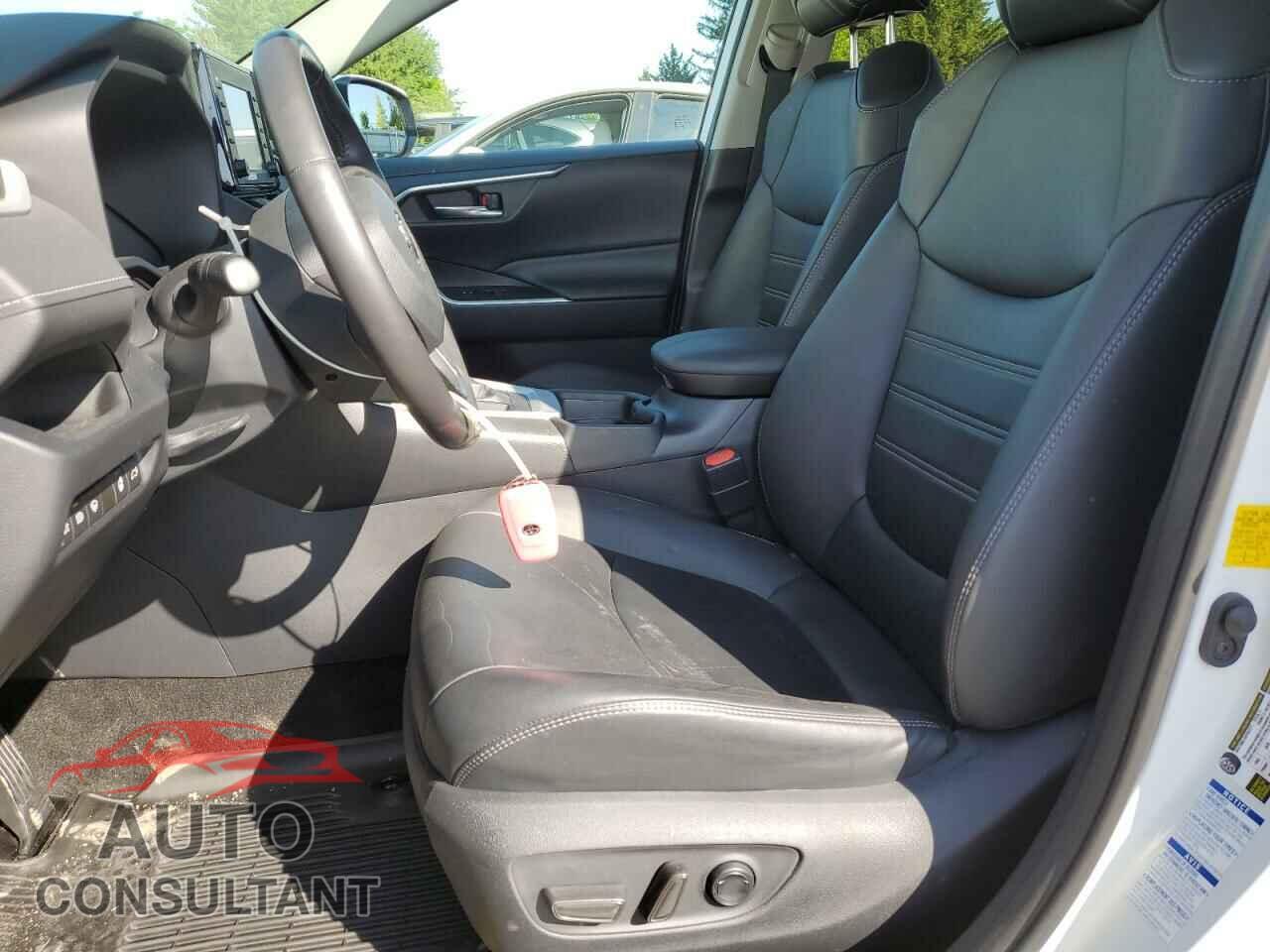 TOYOTA RAV4 2019 - 2T3A1RFVXKC044970