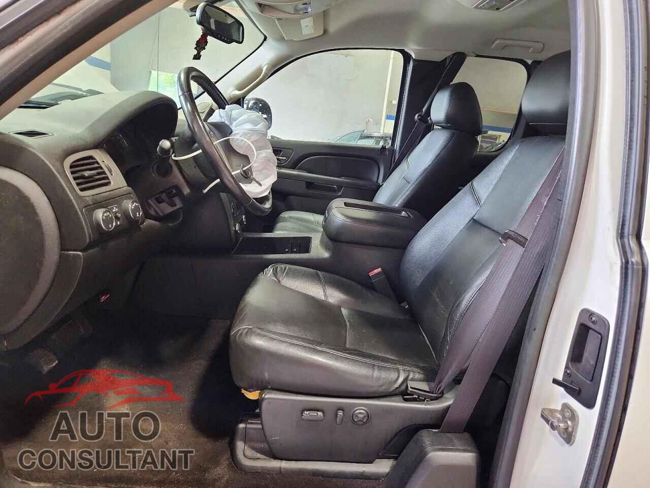 CHEVROLET SILVERADO 2012 - 1GCRKTE77CZ333501