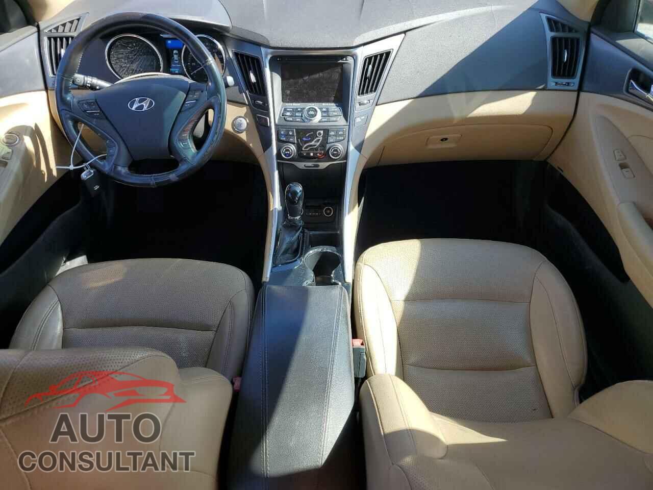HYUNDAI SONATA 2013 - KMHEC4A40DA082619