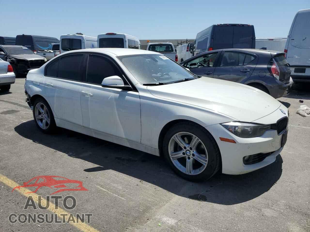 BMW 3 SERIES 2015 - WBA3C1C59FK122884