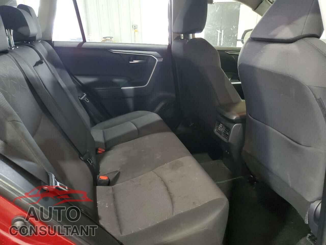 TOYOTA RAV4 2019 - JTMP1RFV4KD508020