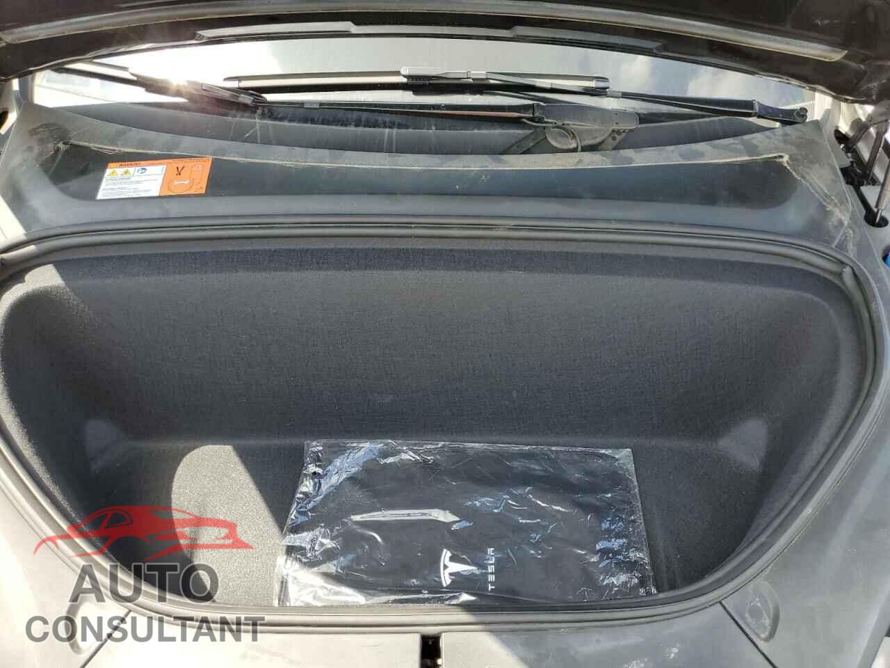 TESLA MODEL X 2017 - 5YJXCBE21HF044422
