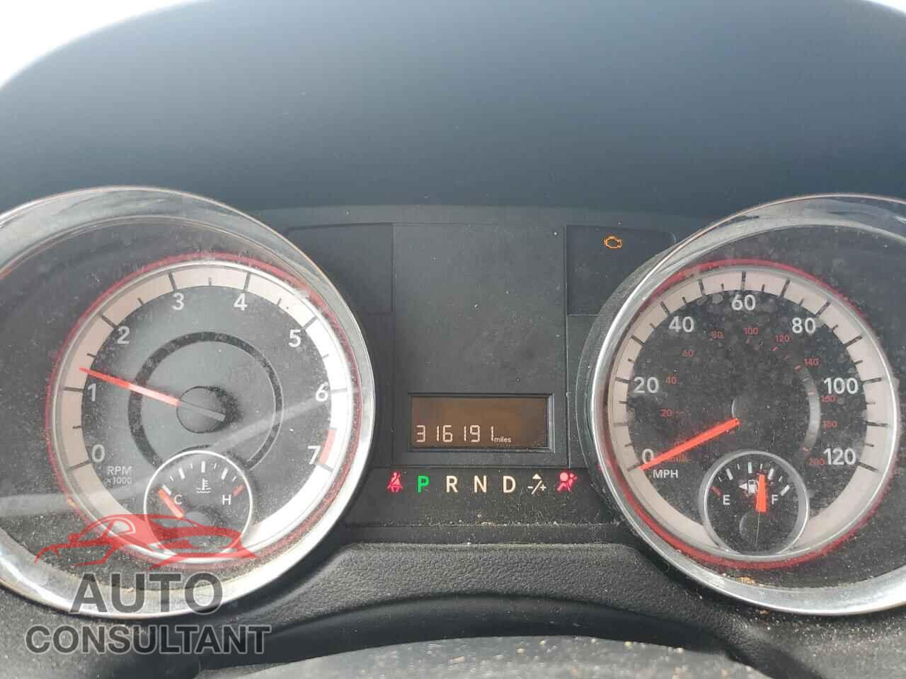 DODGE CARAVAN 2013 - 2C4RDGBG9DR812942