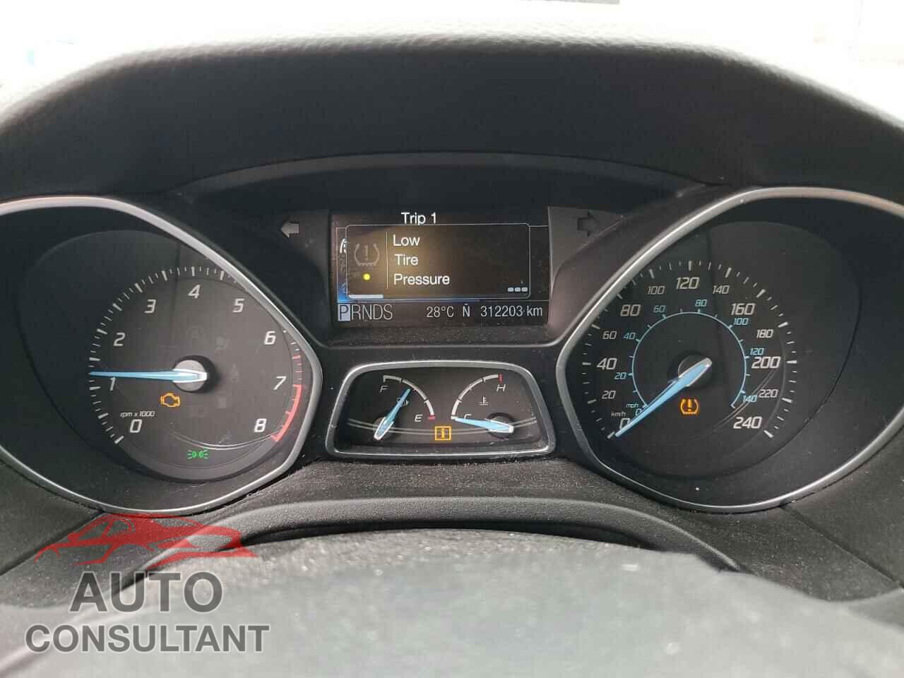 FORD FOCUS 2012 - 1FAHP3M27CL406491