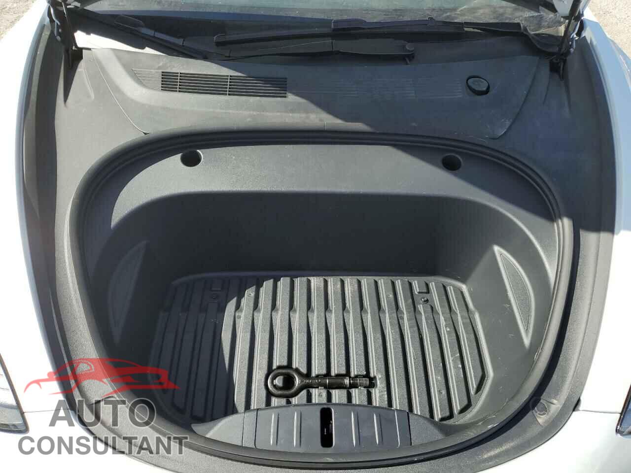TESLA MODEL 3 2023 - 5YJ3E1EA0PF684954