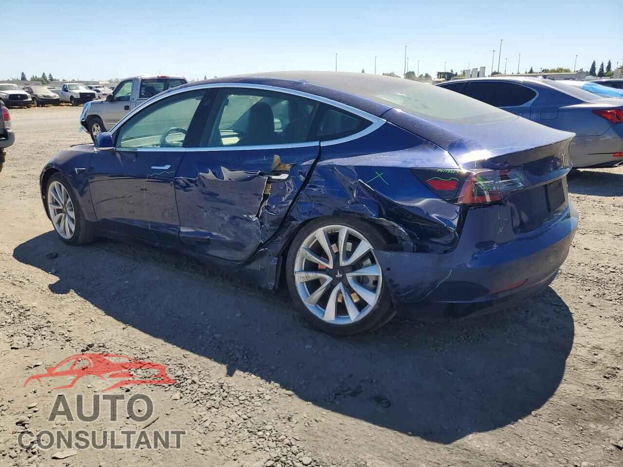 TESLA MODEL 3 2019 - 5YJ3E1EB3KF194204