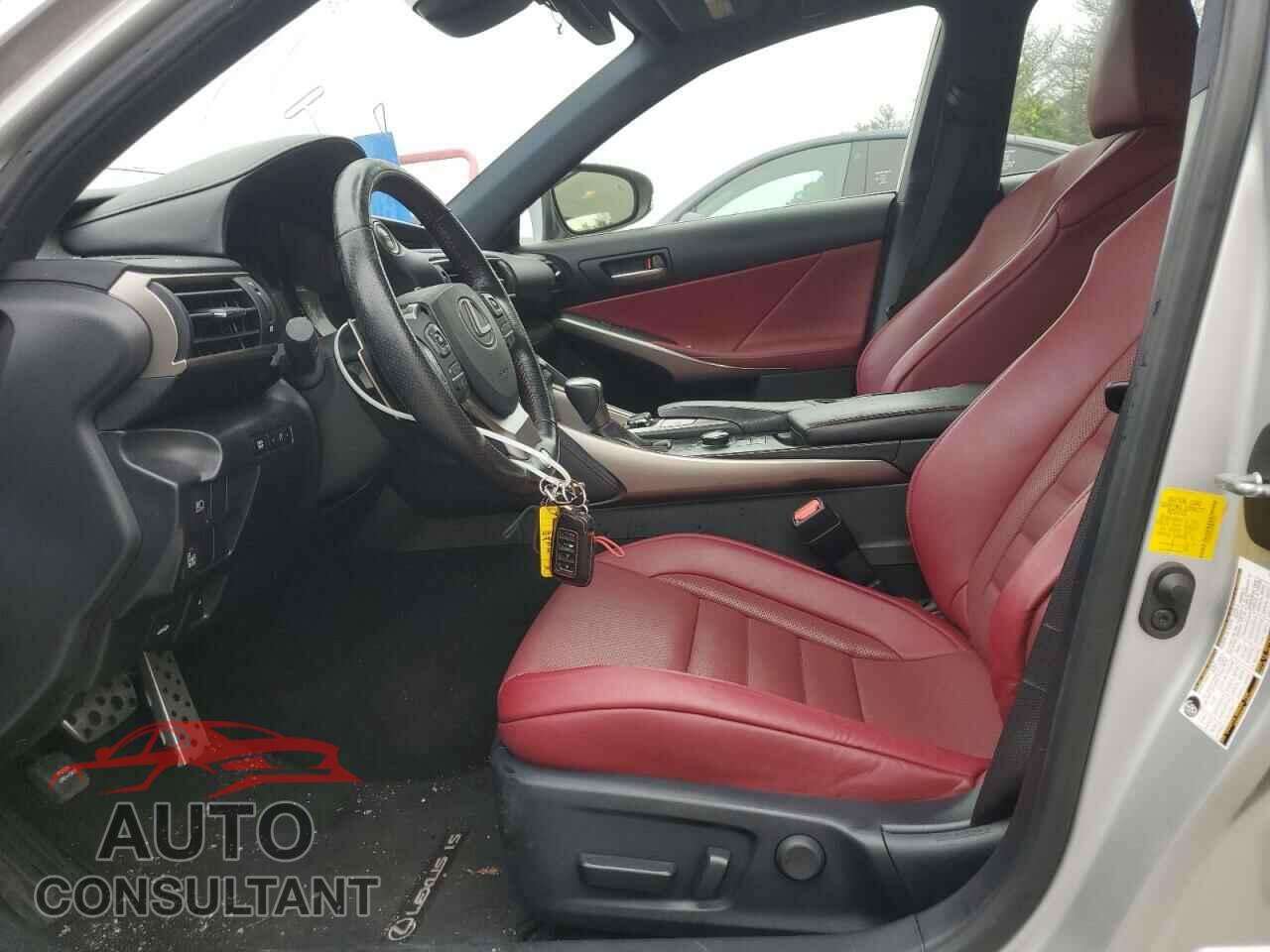 LEXUS IS 2019 - JTHC81D29K5037933