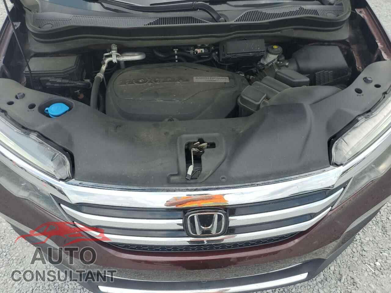 HONDA PILOT 2017 - 5FNYF5H9XHB014535