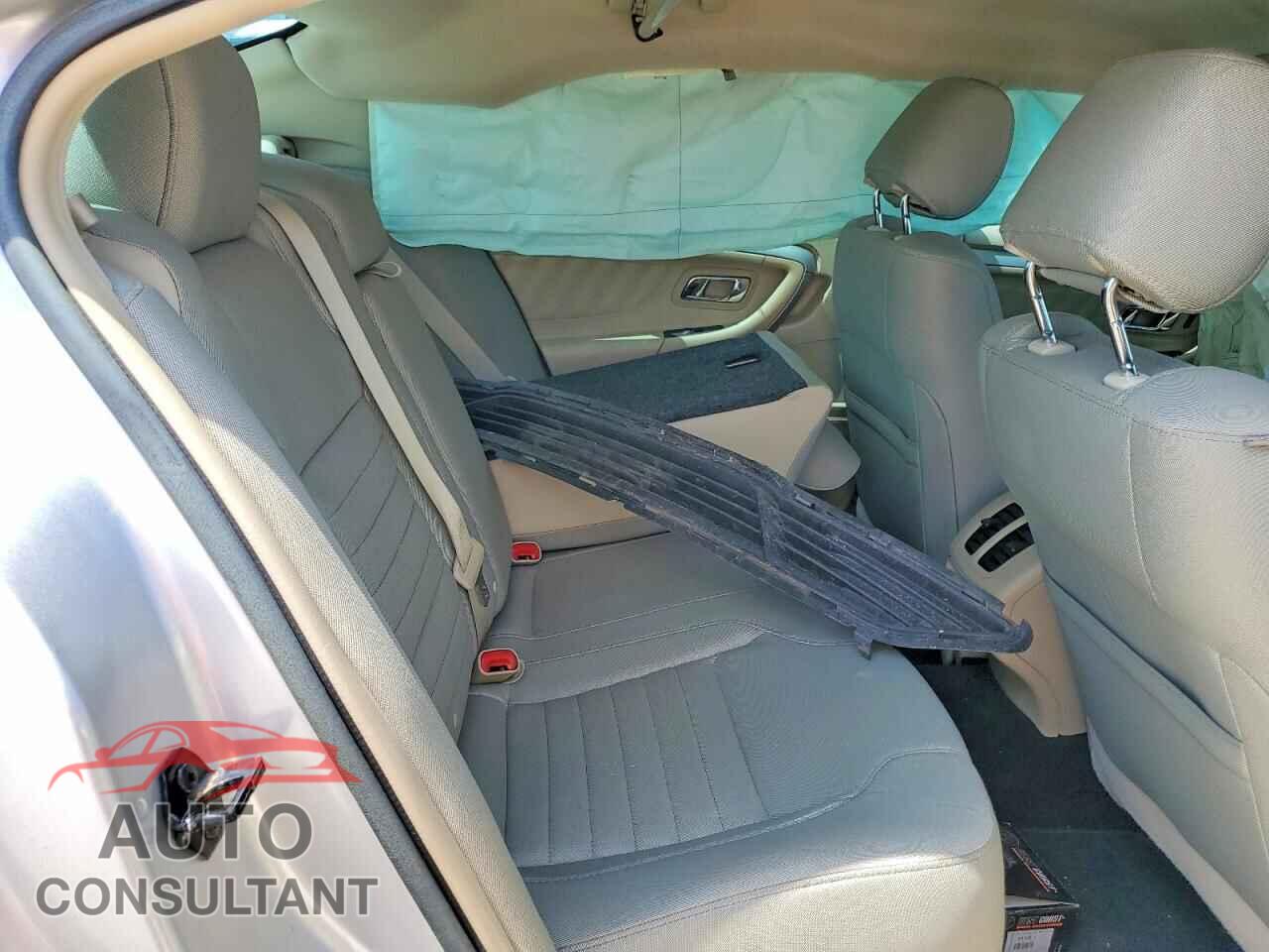 FORD TAURUS 2016 - 1FAHP2D8XGG149128