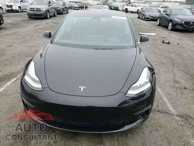 TESLA MODEL 3 2019 - 5YJ3E1EB7KF384782