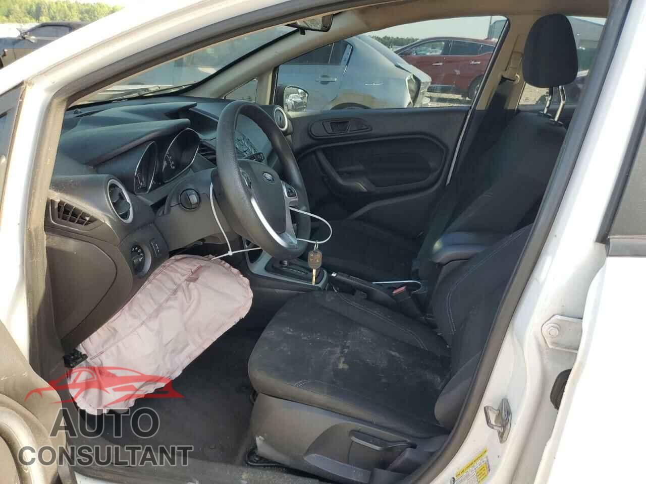 FORD FIESTA 2017 - 3FADP4EJ6HM162882
