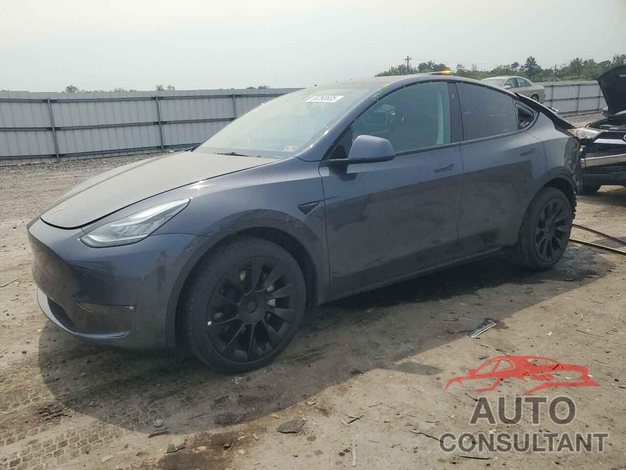TESLA MODEL Y 2021 - 5YJYGAEE9MF256444