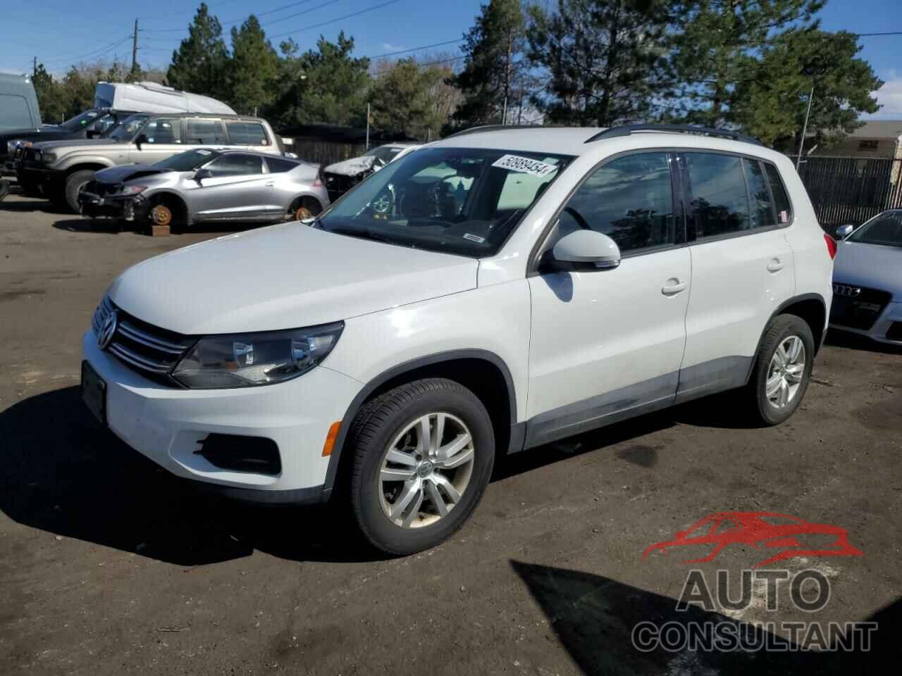 VOLKSWAGEN TIGUAN 2017 - WVGAV7AXXHK011643