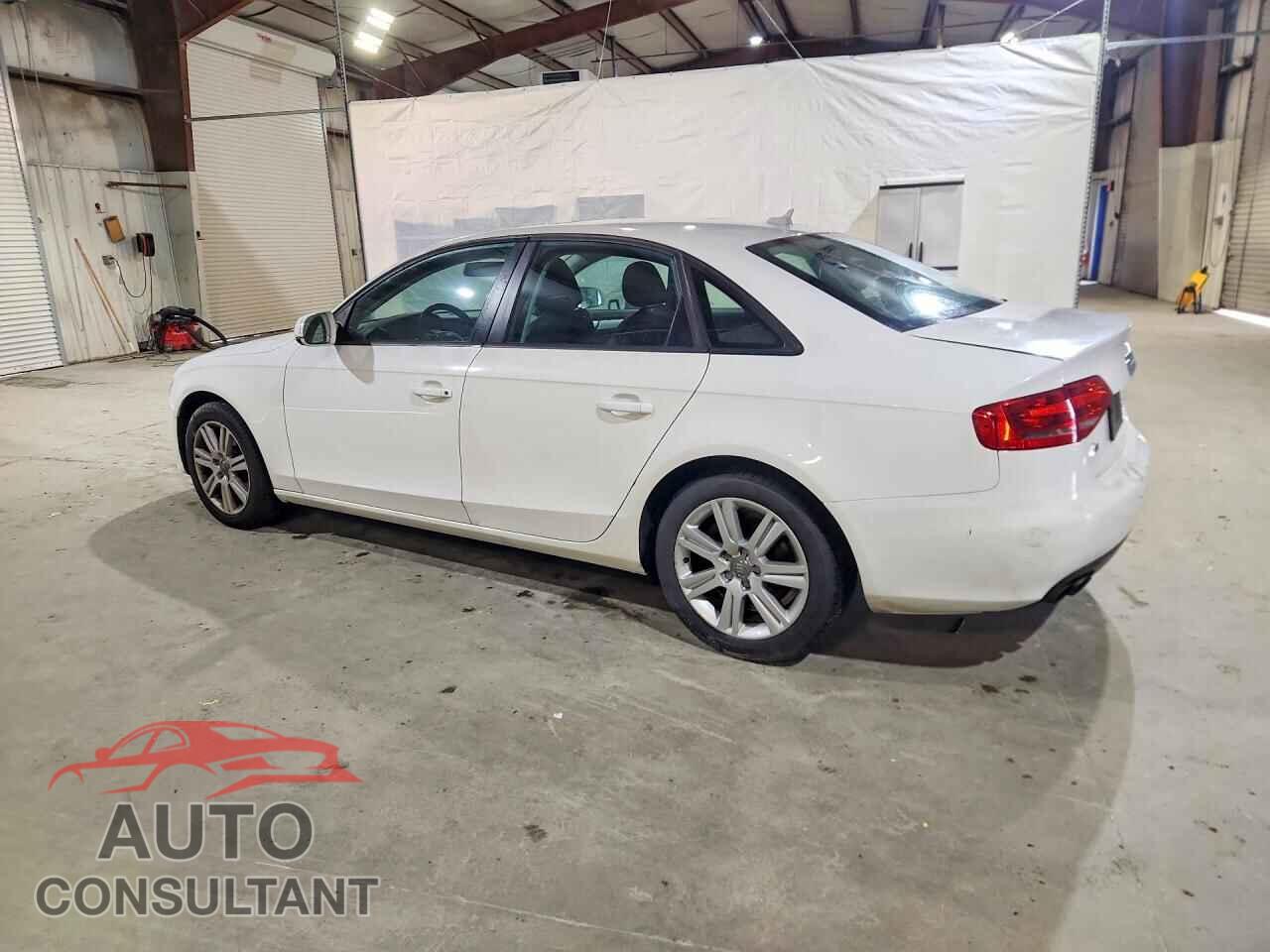 AUDI A4 2011 - WAUAFAFL1BN010372