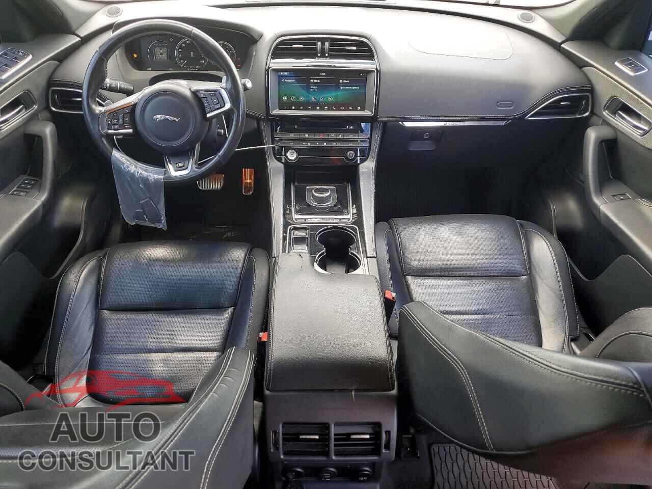 JAGUAR F-PACE 2017 - SADCM2BVXHA055166