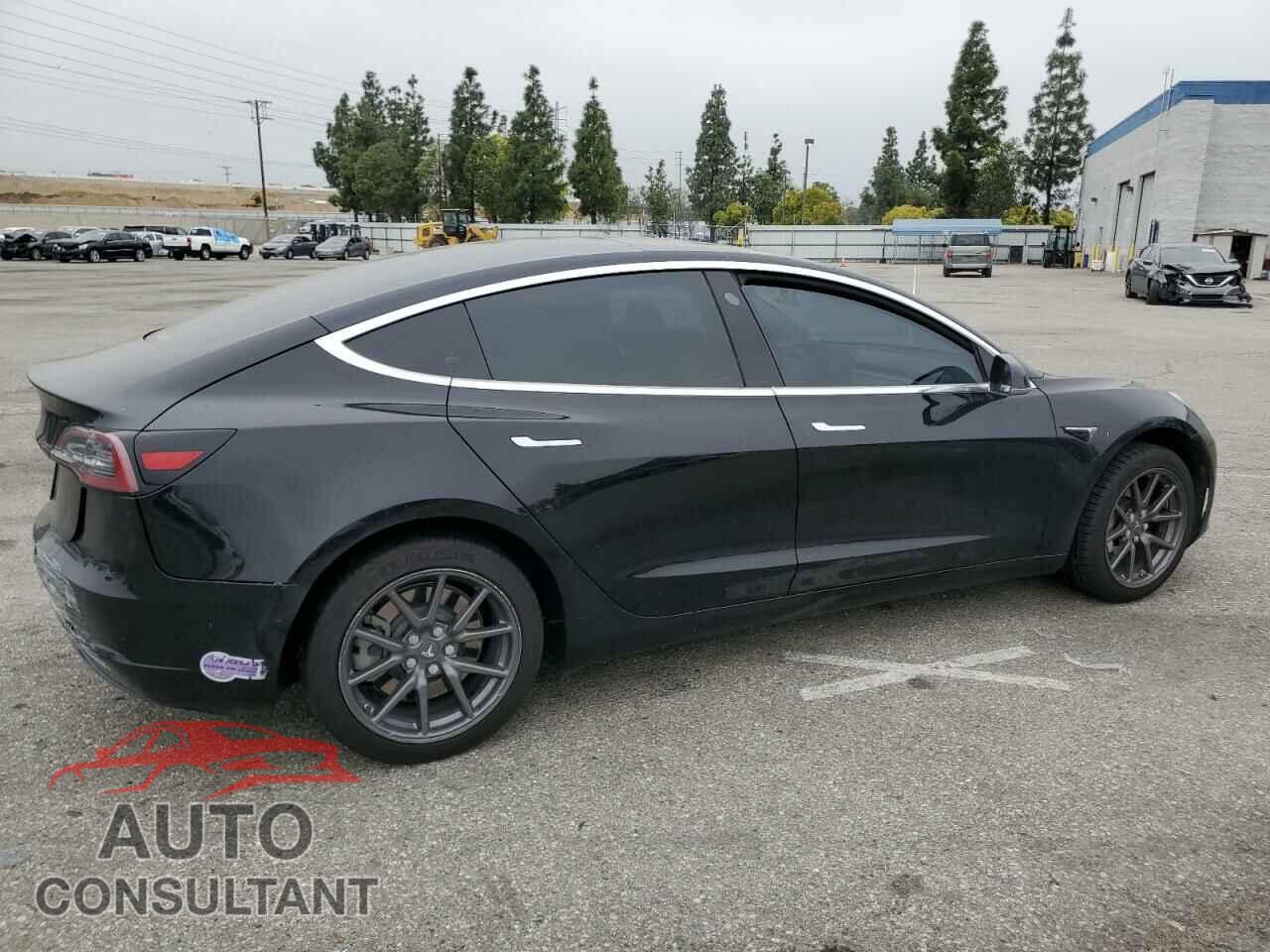 TESLA MODEL 3 2018 - 5YJ3E1EA0JF172764