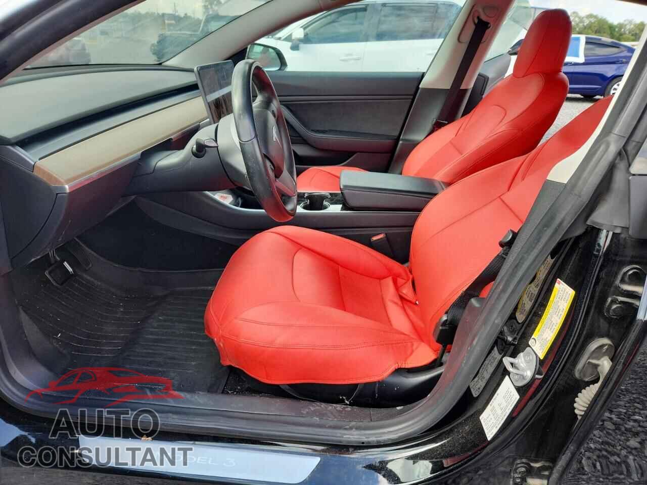 TESLA MODEL 3 2019 - 5YJ3E1EA6KF398213