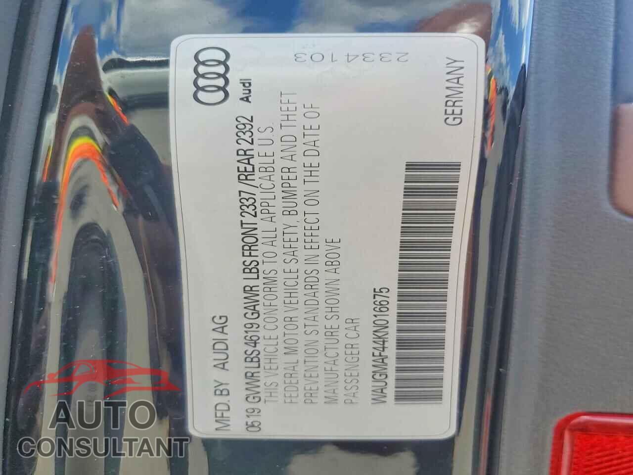 AUDI A4 2019 - WAUGMAF44KN016675