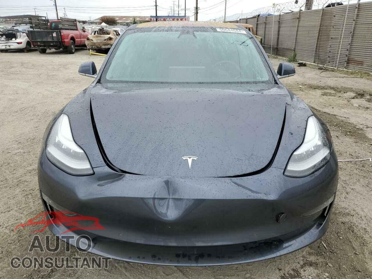 TESLA MODEL 3 2018 - 5YJ3E1EA4JF035388