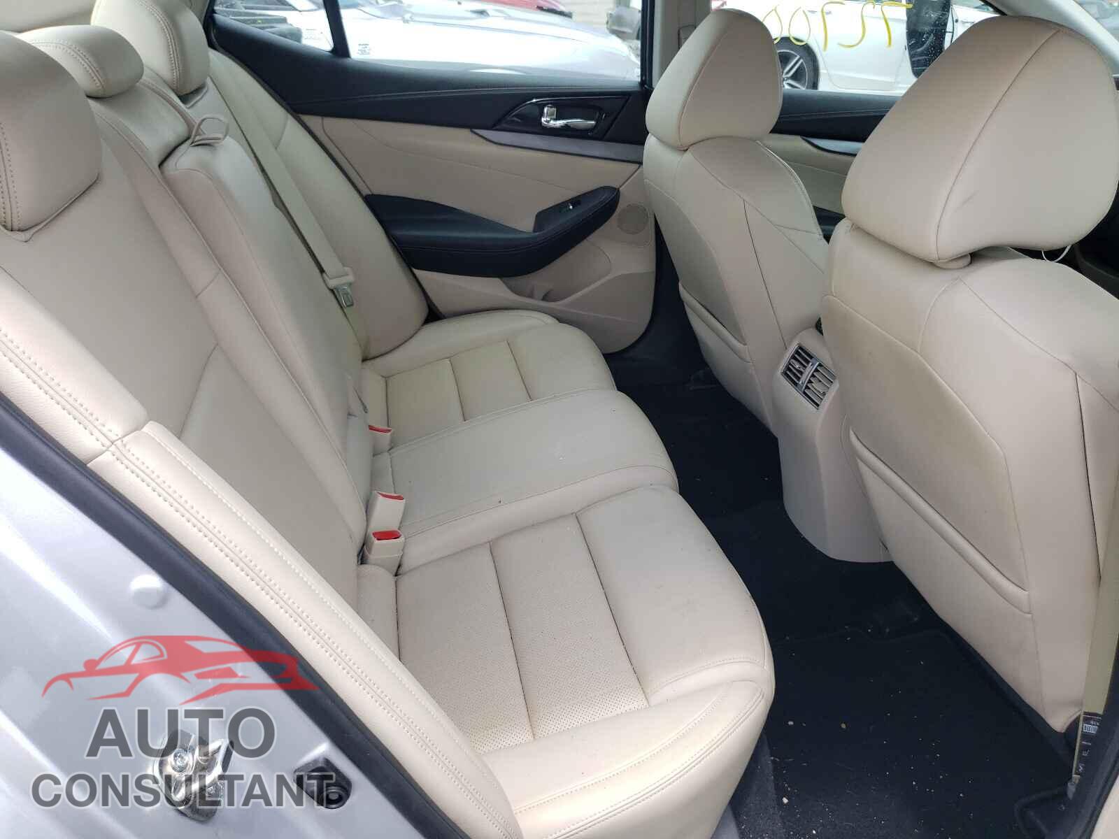 NISSAN MAXIMA 2016 - 1N4AA6AP1GC446947