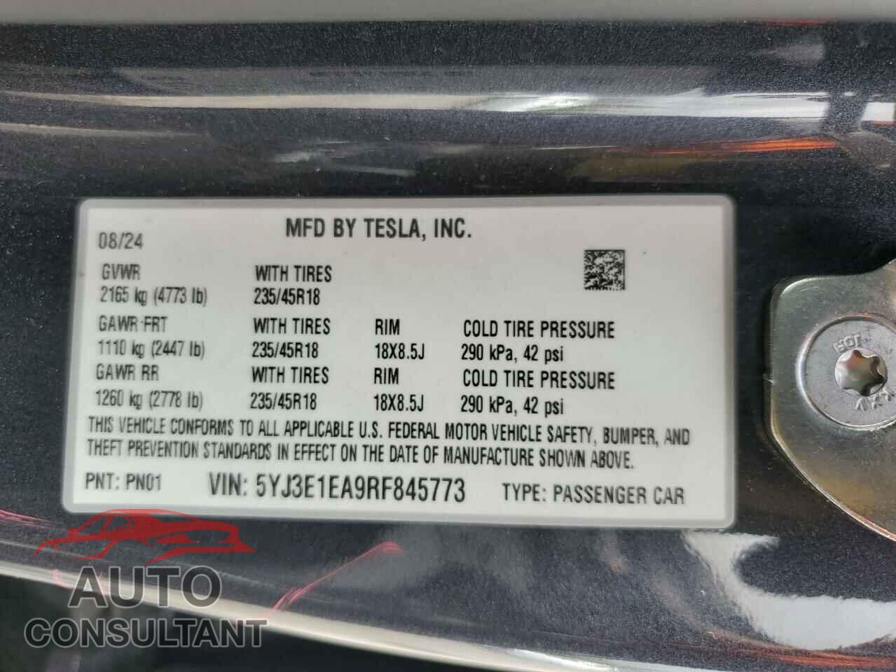 TESLA MODEL 3 2024 - 5YJ3E1EA9RF845773