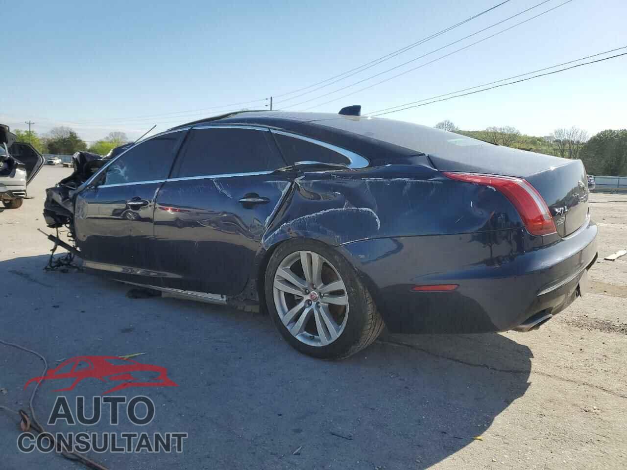 JAGUAR XJ 2016 - SAJWA2G74G8W00765