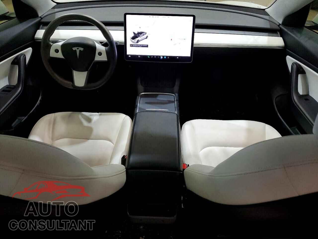 TESLA MODEL 3 2021 - 5YJ3E1EB3MF855958