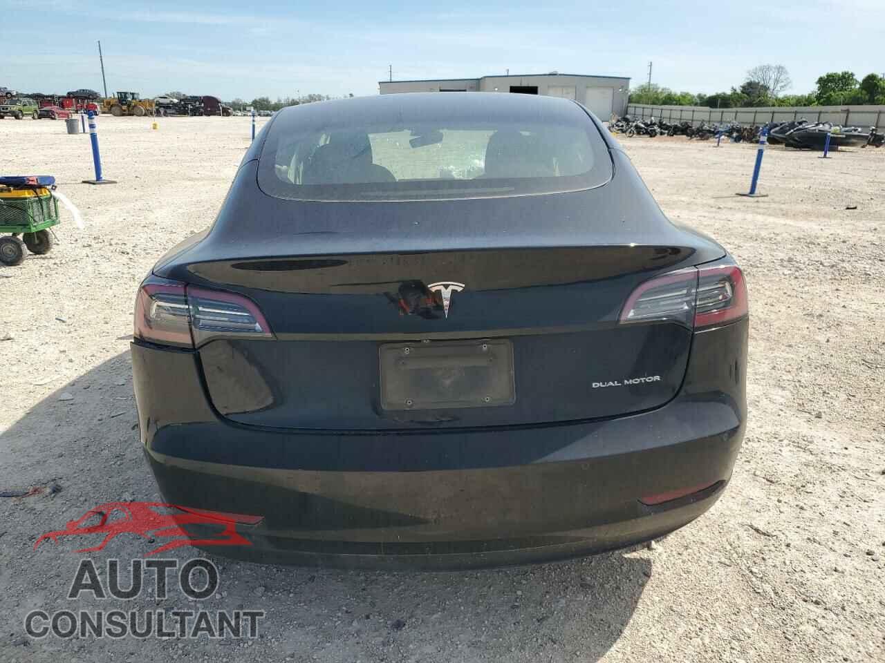 TESLA MODEL 3 2019 - 5YJ3E1EB6KF209049