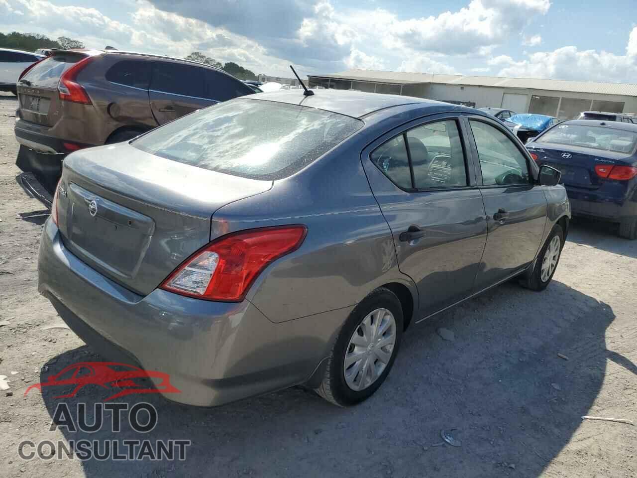 NISSAN VERSA 2017 - 3N1CN7AP3HL889400