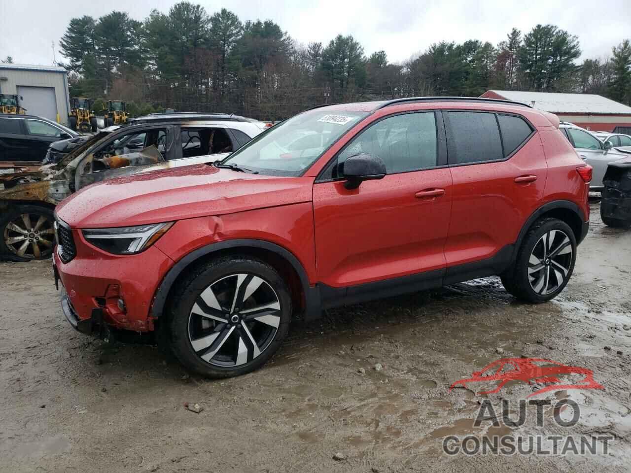 VOLVO XC40 PLUS 2023 - YV4L12UW5P2071775