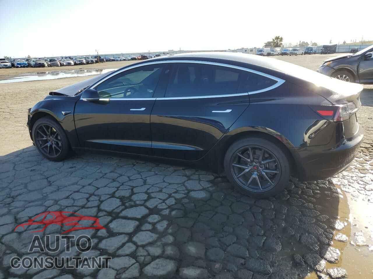 TESLA MODEL 3 2019 - 5YJ3E1EA8KF424584