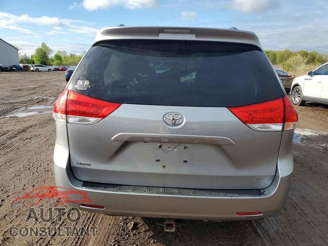 TOYOTA All Models 2011 - 5TDYK3DC8BS095541